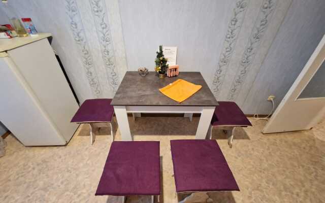 Internatsionalnaya 30D Apartments