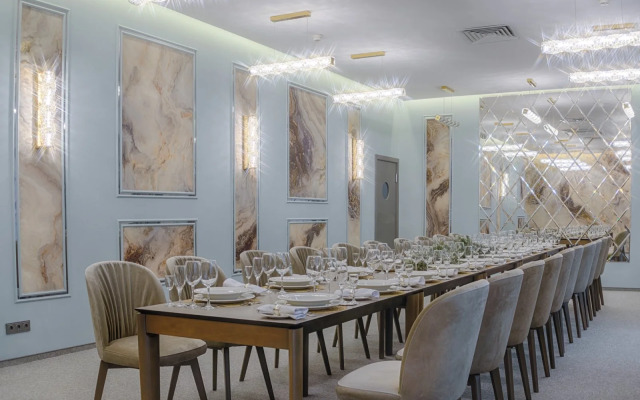 Viktoriya Hotel