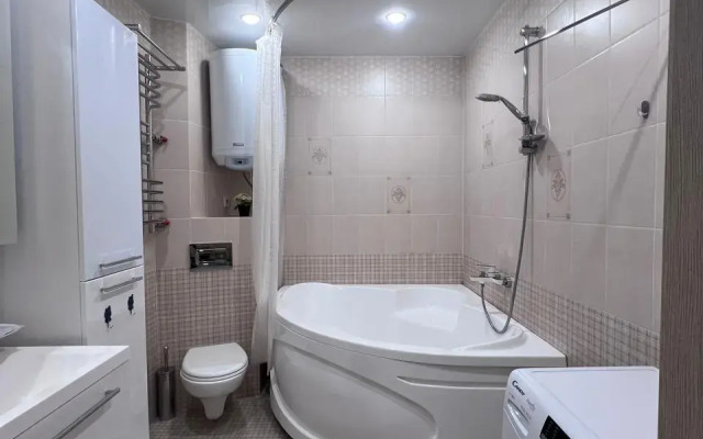 Flat 3-Kh Komnatnaya , 2-Ya Ogorodnaya, 25