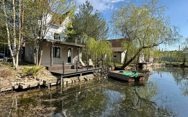 S Baney Barbekyu Zonoy I Bolshoy Besedkoy Private house
