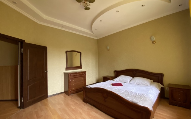 U Parka Kirova Guest House