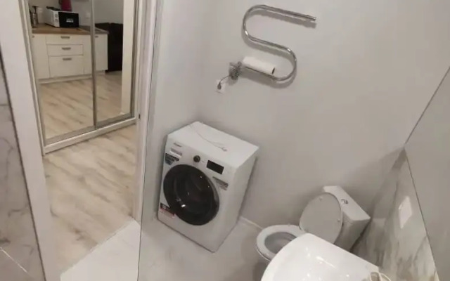 Studiya 379 Na Ulitse Gaydara 22 Flat