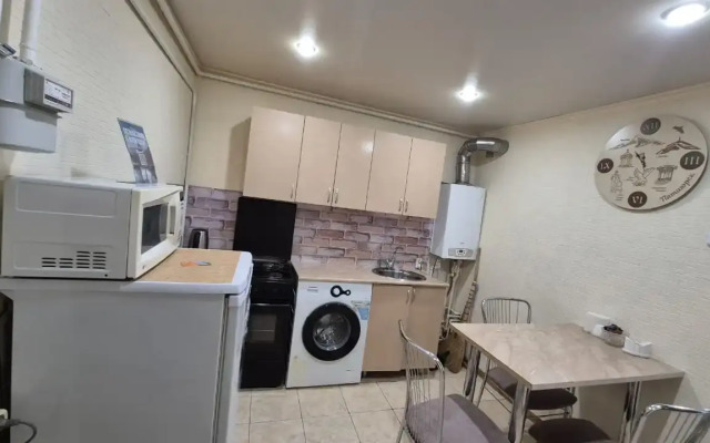 Odnokomnatnaya Standart na Oktyabrskoy 21 ot Piligrim kmv Flat