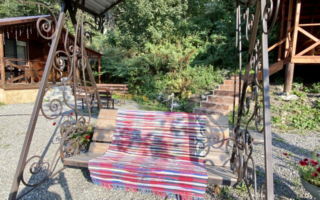 Шале Чинара