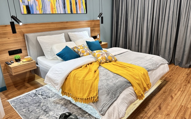 Апартаменты возле парка Героев Отечества