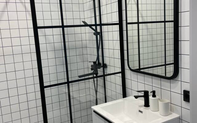 Novaya Yevrodvushka S Konditsionerom Flat