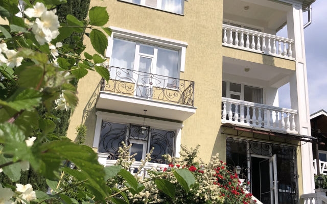 Irina Guest house