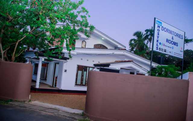 Ibur Hostels Galle Hostel