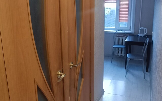 Квартира Счастливая Матрешка на Дежневцев