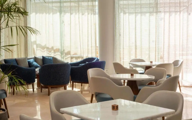 Отель Novotel Cairo El Borg