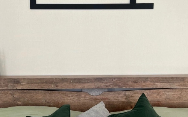 Апартаменты 5 красно-зеленые