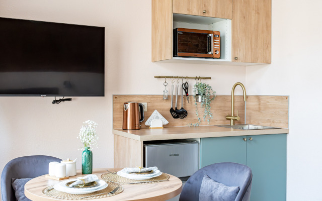 Квартира Яркая студия рядом с Невским Проспектом