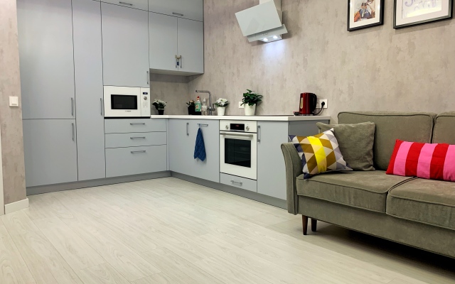 Апартаменты APARTHome Школьная 13/9