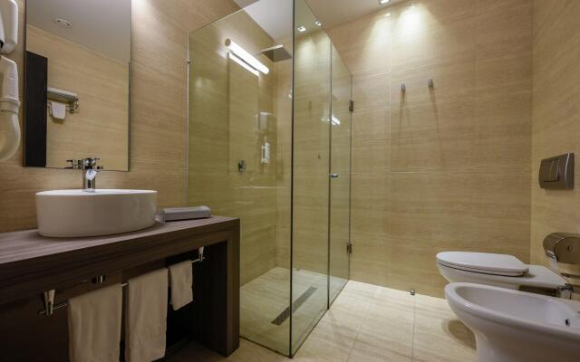 Sky Hotel