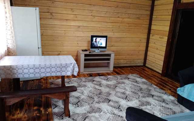 База отдыха Хутор Черемушки домики для 4-х гостей