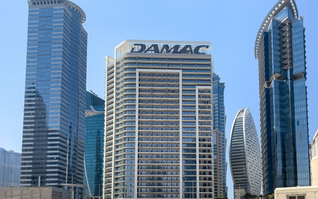 Zada Tower 1br with Excellent Dubai Canal View Apartments