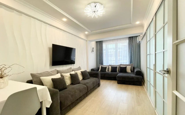 S Sovremennym Dizaynom Flat