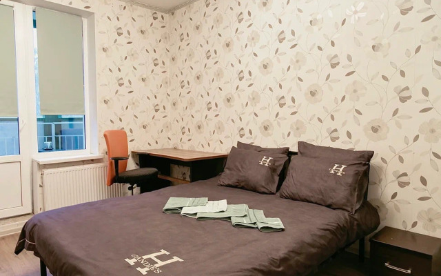 Апартаменты на Игоря Мерлушкина 2