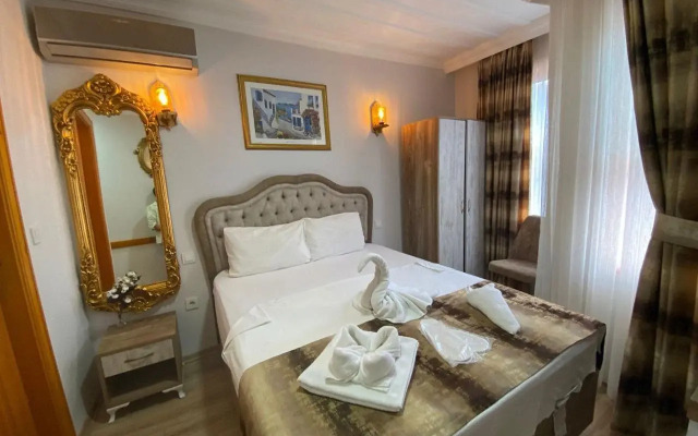 Отель Tree House