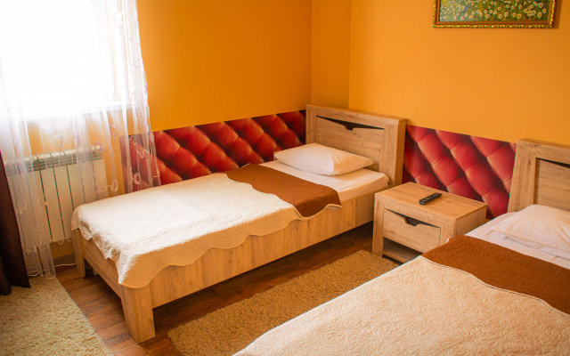 Abrikos Guest house