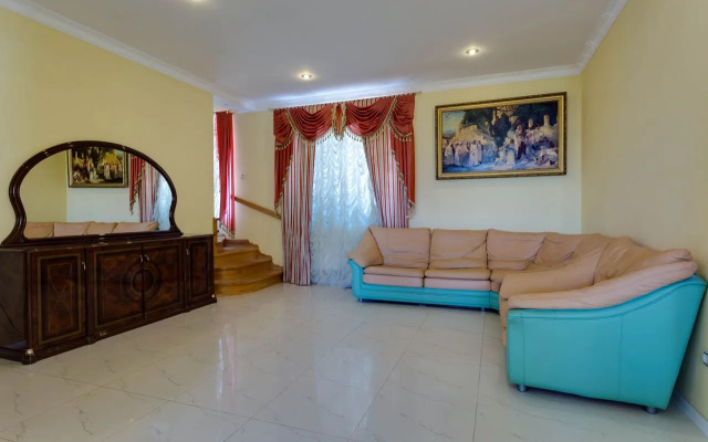 Вилла Аврора