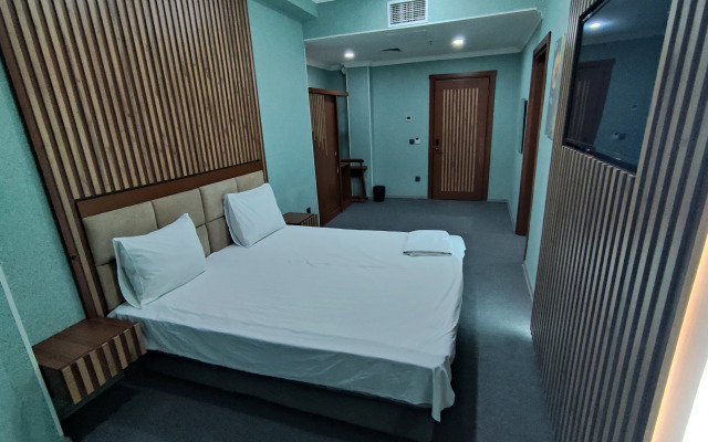 Corniche Baku White City Hotel