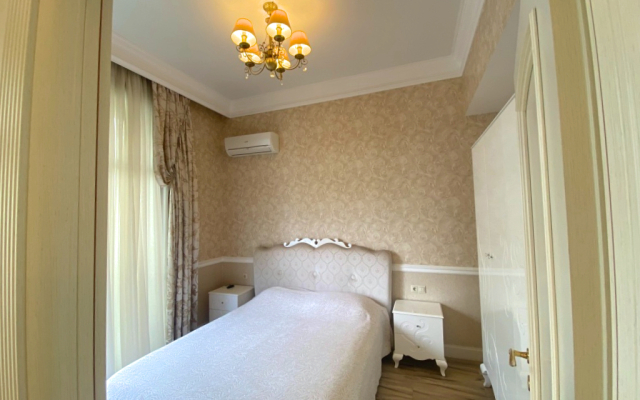 Appart Na 1 Linii Morya Apartment