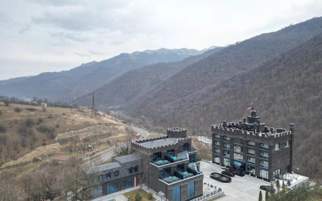 Mounthree Resort Hotel