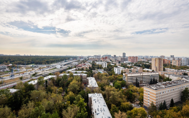 Okruzhnoy Proezd 10B Apartments