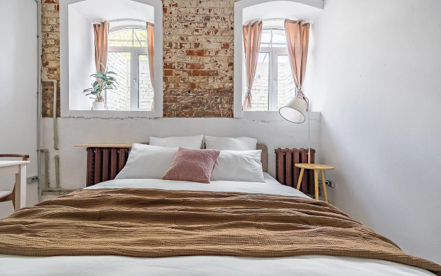 Studiya vo Fligele Starinnogo Doma Flat