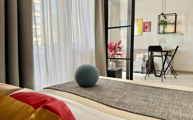 1-k, m. Belomorskaya Flat