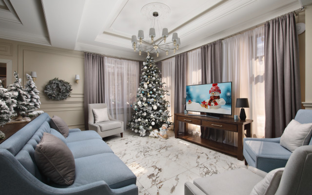 Домбай Пэлас