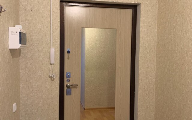 Квартира 2ккв у метро Парнас