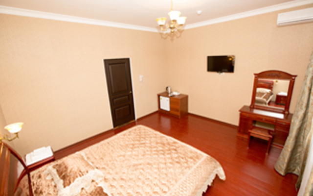 Capital Hotel