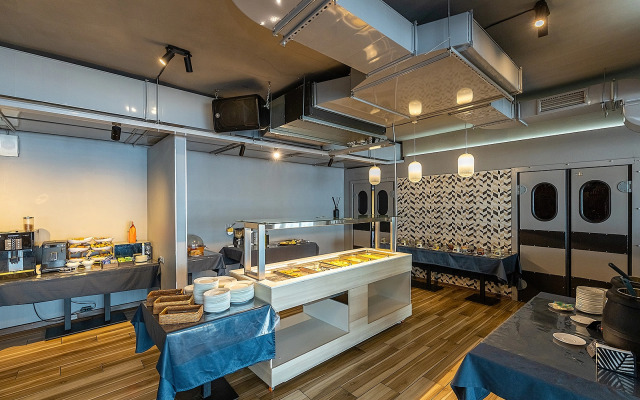 Отель Акватория