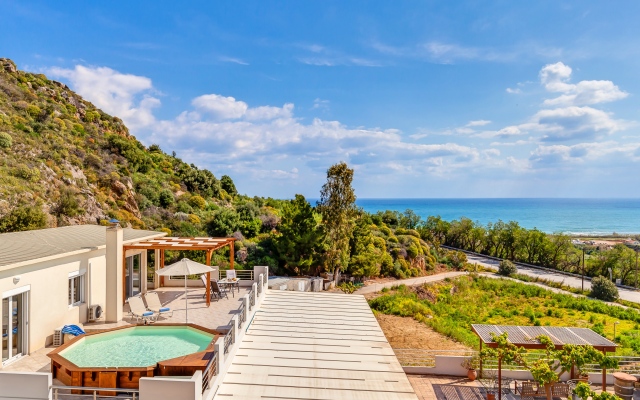 Вилла di Creta Heated Poo