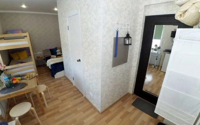 Студия 4 Тат Хаус на улице Нурсултана Назарбаева 9 в центре города у станции метро