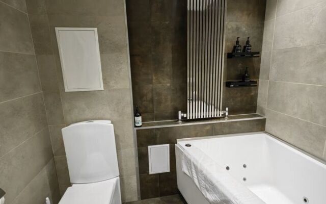 Home Na Prospekte Imeni Gazety Krasnoyarskiy Rabochiy 83 Flat
