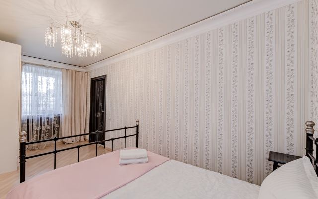 Vozle Baumana S Parkovkoy Apartments