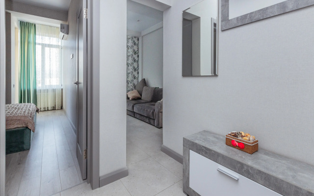 Dvukhkomnatnaya kvartira 200 m more Flat