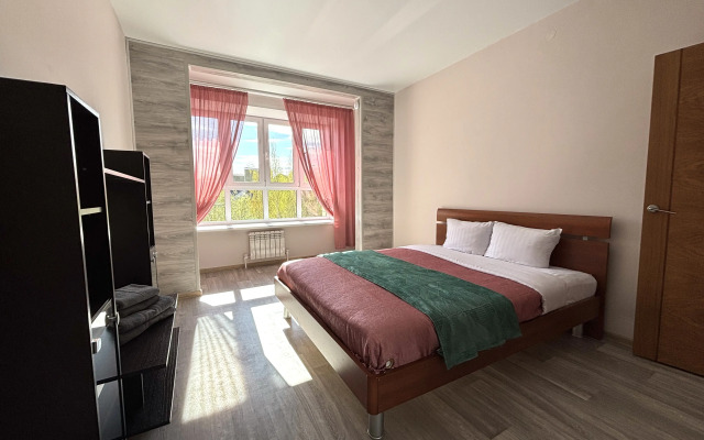 Besthome Novaya V Tikhom Rayone Flat