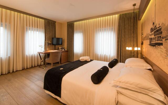 Boutique Saint Sophia Hotel