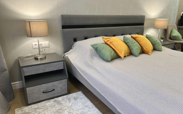 S Vidom Na Krasnoyarsk Pzh 38 Apartments
