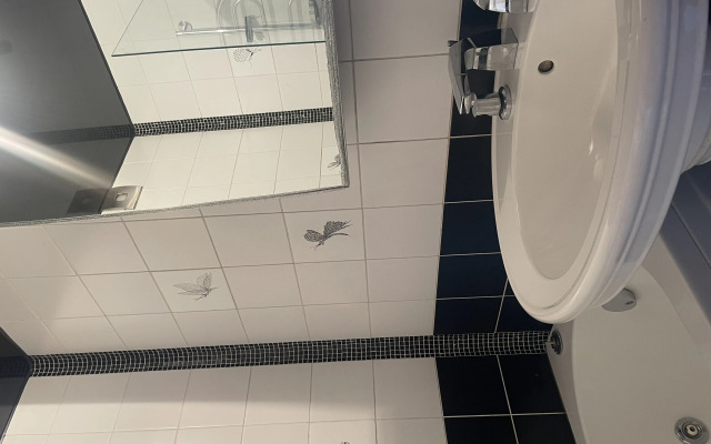 V Tikhom Tsentre Pitera Flat