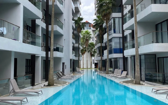 V Komplekse Palmyrah Apartment