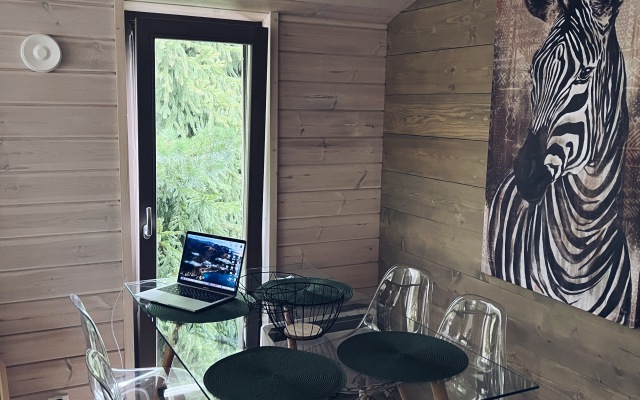 101 V Sosnakh Guest house