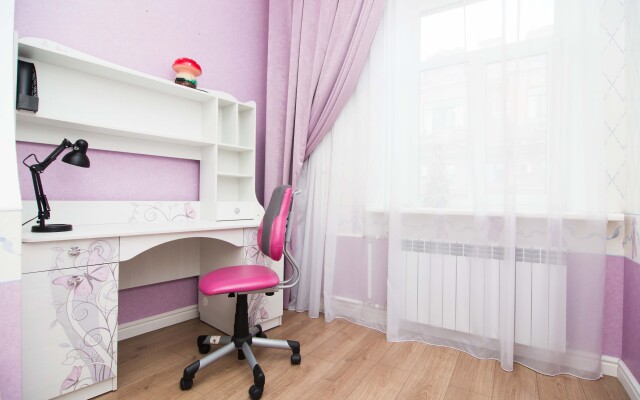 Апартаменты Тихая квартира у Аничкова моста