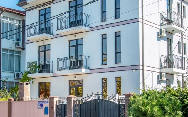 Гостиница Cyprus в Геленджике отзывы, цены и фото номеров - забронировать гостиницу Cyprus онлайн Геленджик
