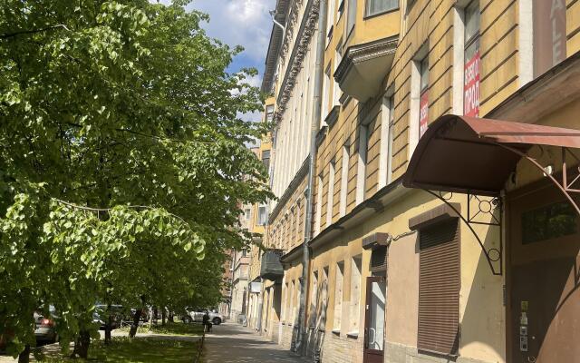 Апартаменты У Зоопарка на улице Зверинская 42