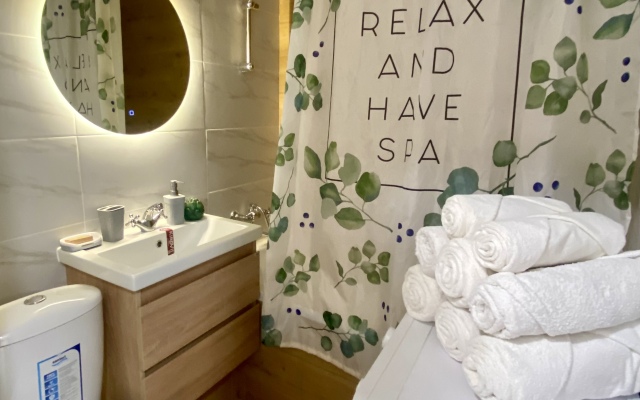 Dvukhkomnatnye nedaleko ot vokzalov Sinyaya ptichka Apartment